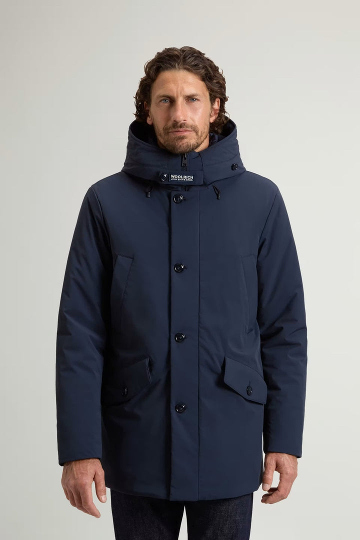 Woolrich Stretch Parka – Blauw-84% polyamide, 16% elastaan<br />Voering: 100% polyamide<br />Vulling: 100% polyester / 90