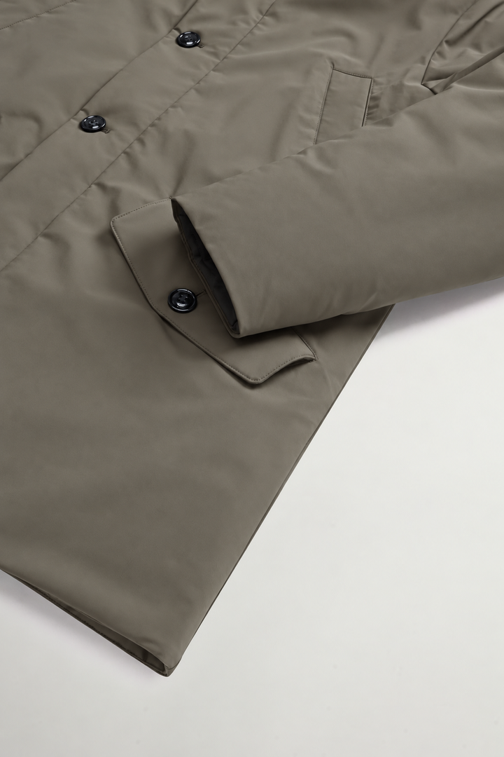 Woolrich Stretch Parka – Bruin-84% polyamide, 16% elastaan<br />Voering: 100% polyamide<br />Vulling: 100% polyester / 90